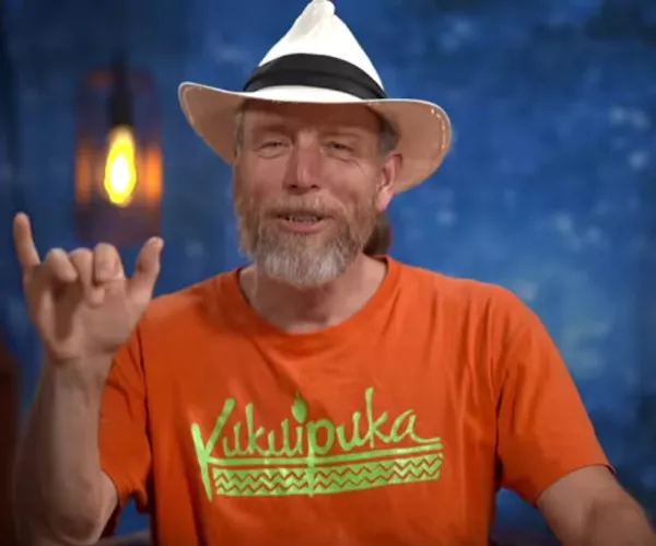 Arwed Grön - im Studio von DelphinTV für die Aufnahme zum Film "Finde deine Gabe"